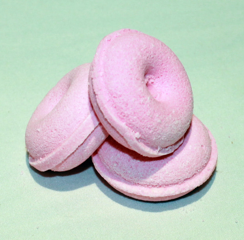 Melon donut bath bomb